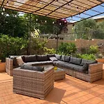 וילה 900 M Du Centre Et Plages, Piscine, Parking