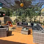 900 M Du Centre Et Plages, Piscine, Parking וילה