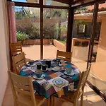 Villa 900 M Du Centre Et Plages, Piscine, Parking