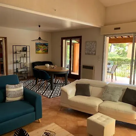 Villa 900 M Du Centre Et Plages, Piscine, Parking *