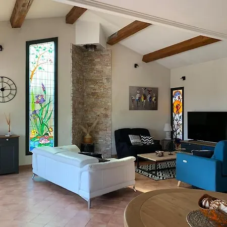 Villa 900 M Du Centre Et Plages, Piscine, Parking *